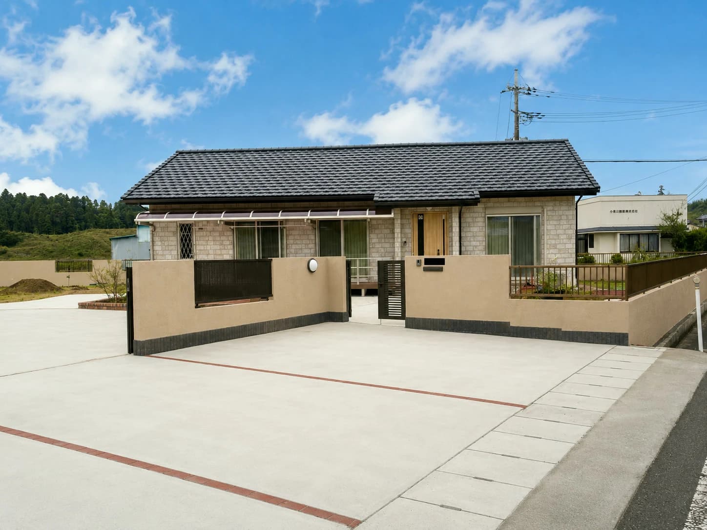 駐車場・アプローチタイル工事